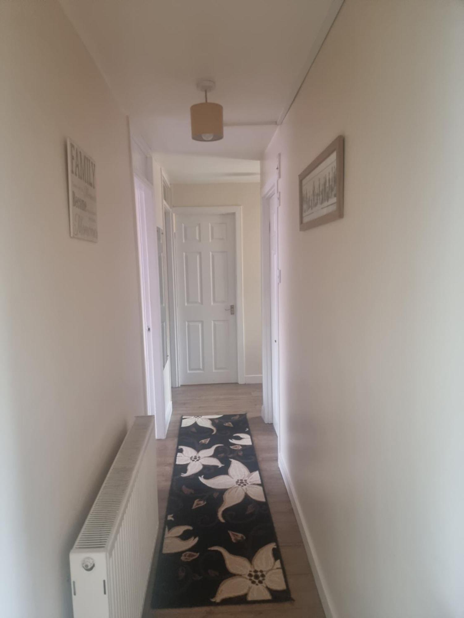 Apartment It Is A Spacious And Beautiful Edinburgh