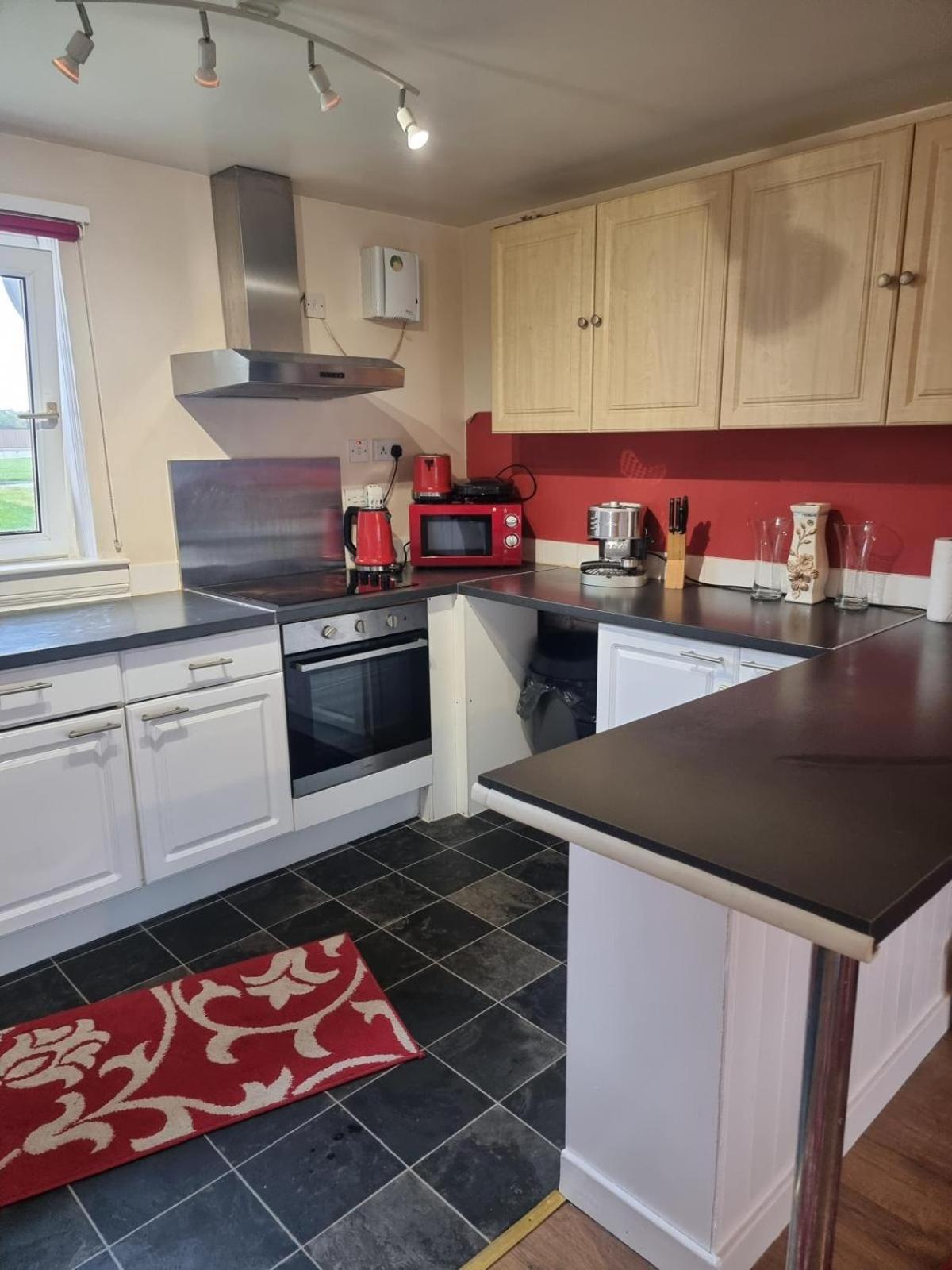 Apartment It Is A Spacious And Beautiful Edinburgh